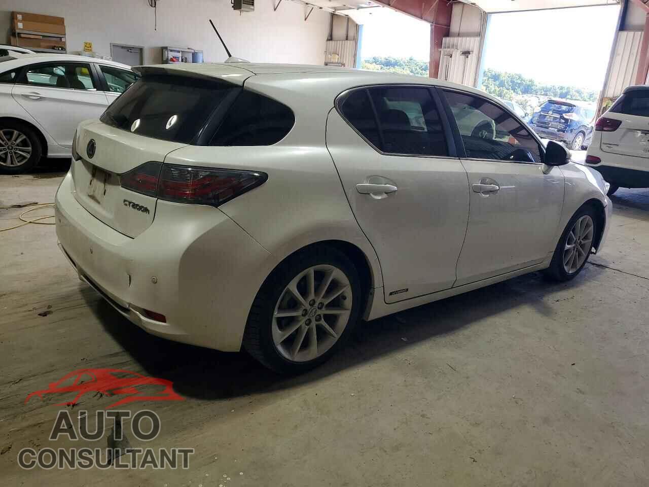 LEXUS CT 200 2013 - JTHKD5BH8D2153229