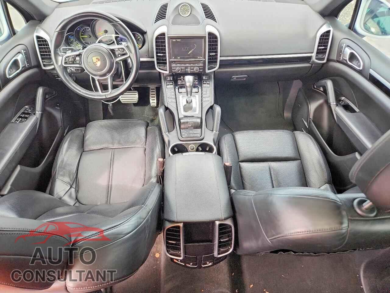 PORSCHE CAYENNE 2016 - WP1AE2A23GLA17559
