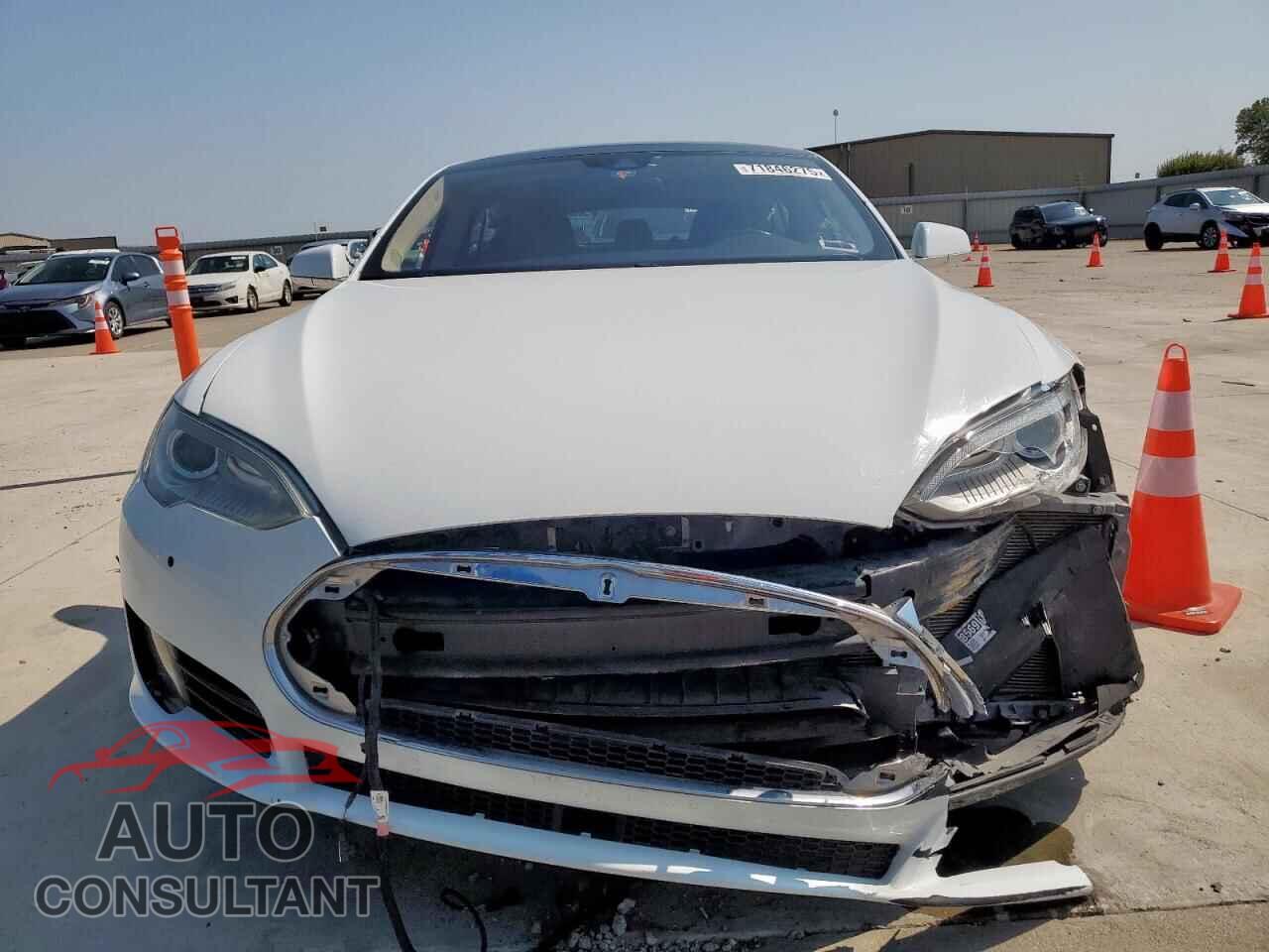 TESLA MODEL S 2016 - 5YJSA1E16GF128283
