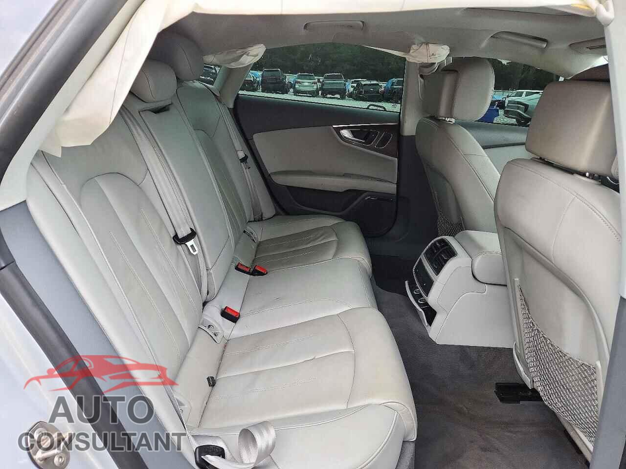AUDI A7 2013 - WAUYGAFC2DN155855