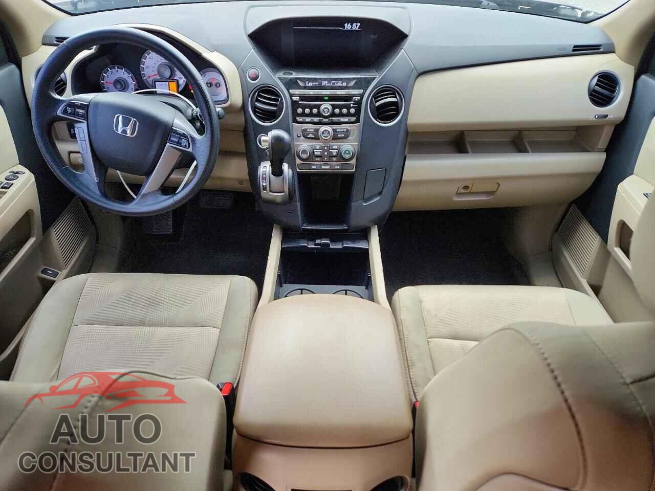 HONDA PILOT 2015 - 5FNYF4H20FB015719