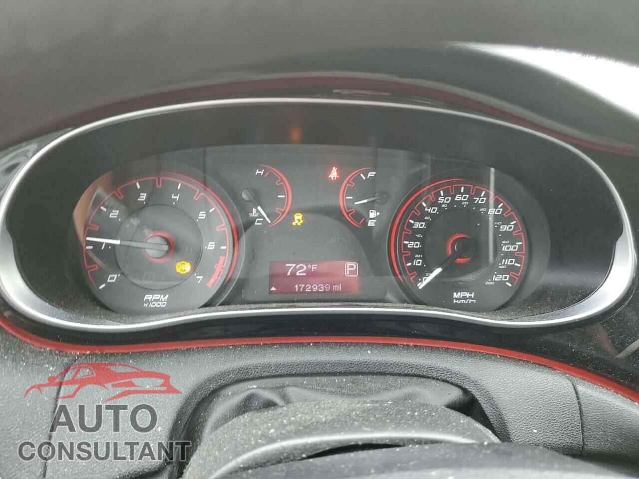 DODGE DART 2016 - 1C3CDFAA6GD584813