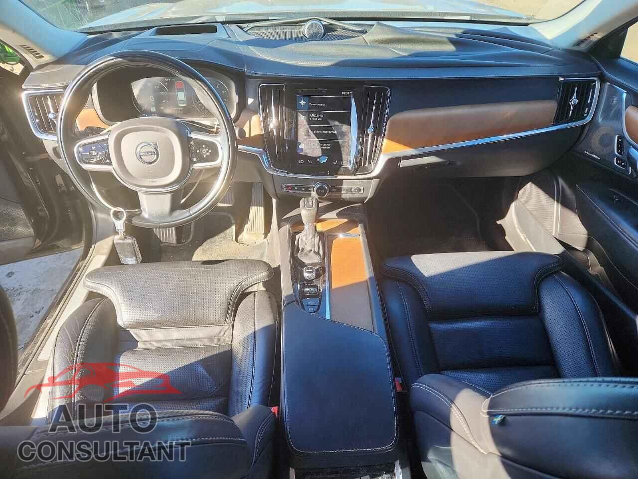 VOLVO S90 2017 - YV1A22ML1H1007960