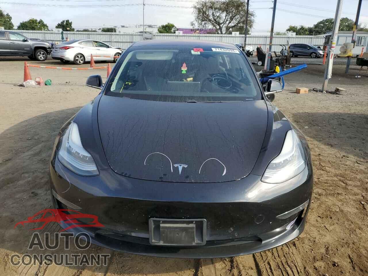 TESLA MODEL 3 2018 - 5YJ3E1EA4JF152713