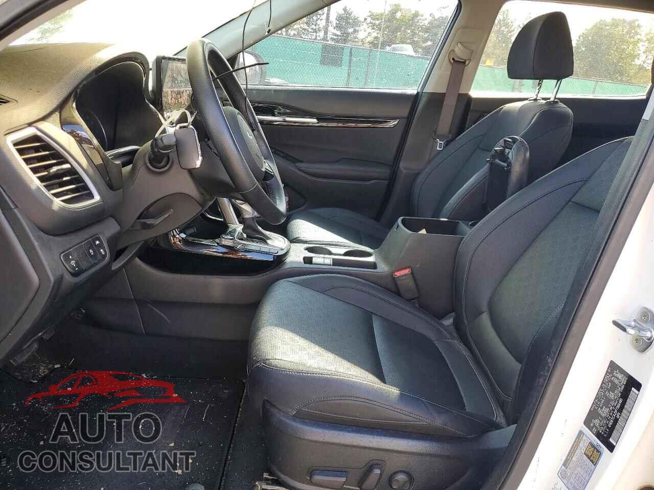 KIA SELTOS 2023 - KNDETCA23P7366485