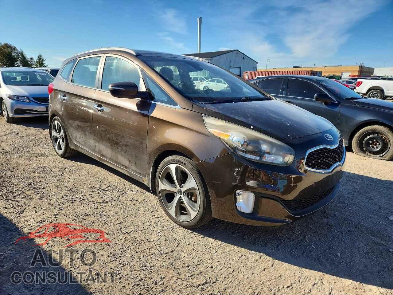 KIA RONDO 2014 - KNAHU8A38E7072624