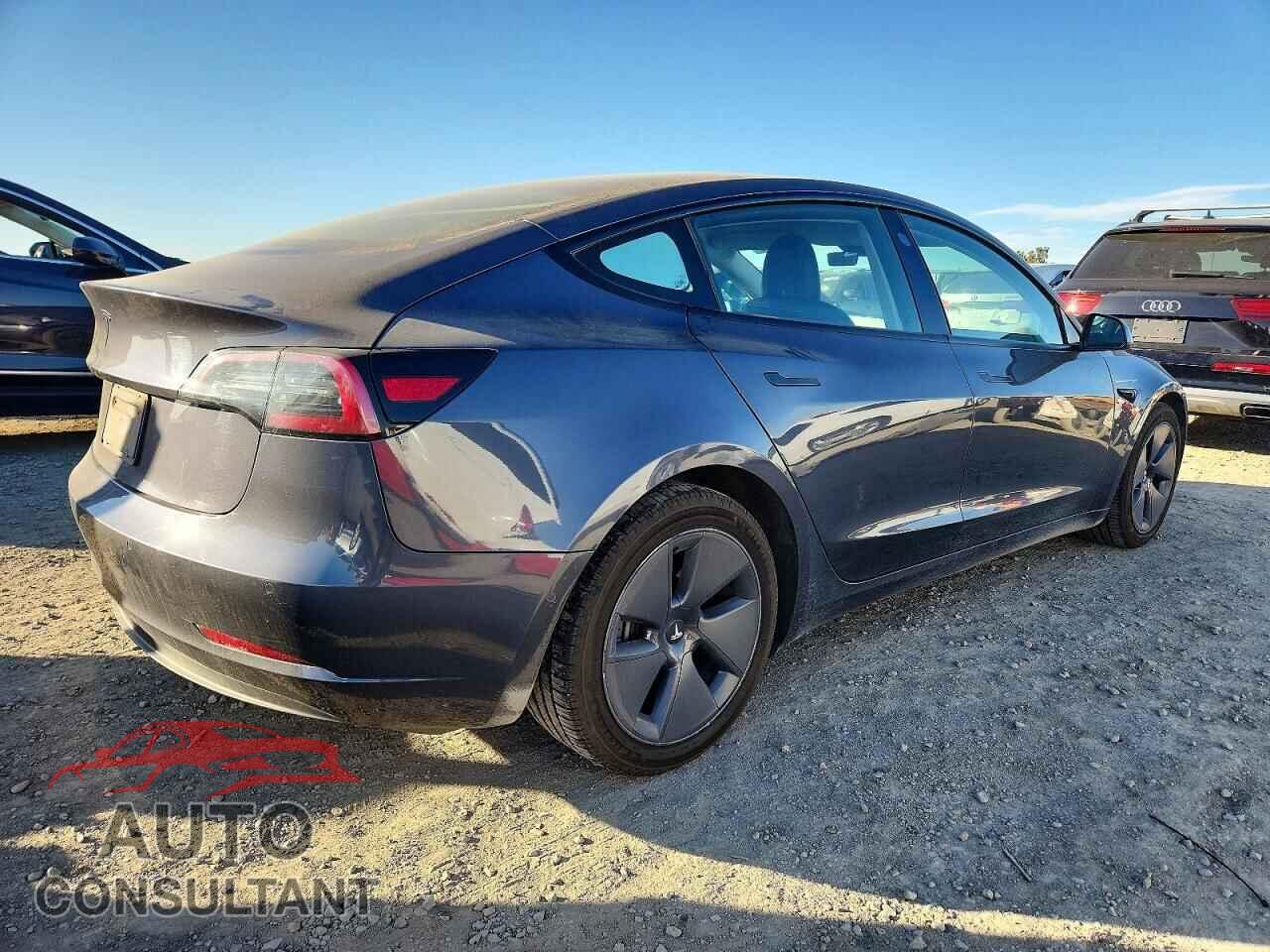 TESLA MODEL 3 2022 - 5YJ3E1EA9NF348426