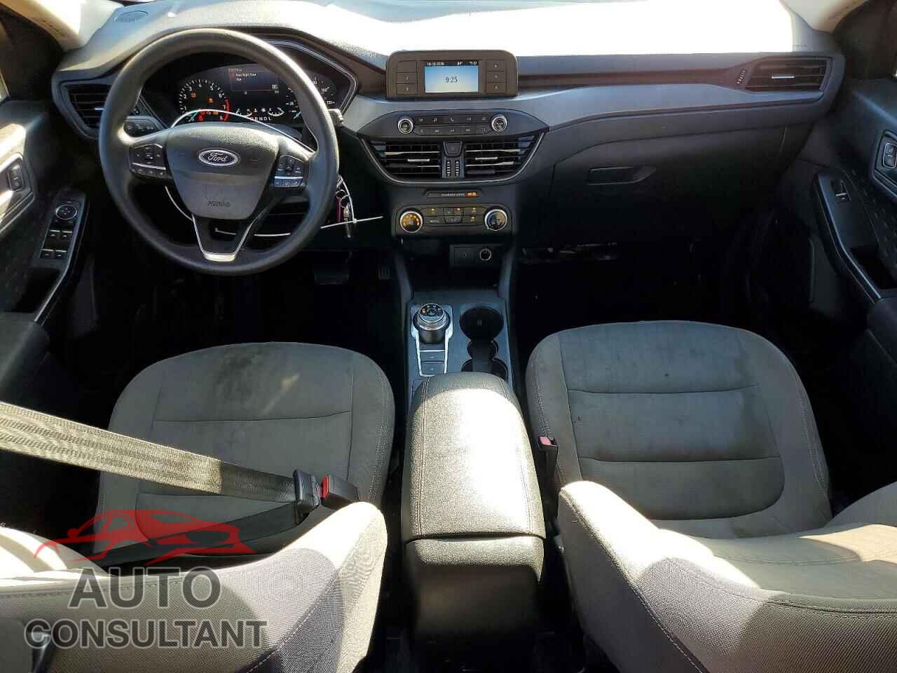 FORD ESCAPE 2020 - 1FMCU0F6XLUA54556