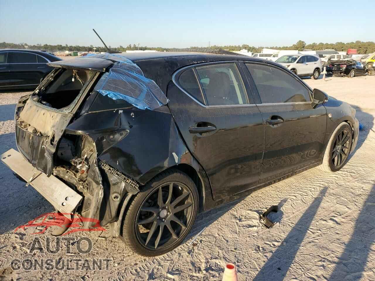 LEXUS CT 200 2013 - JTHKD5BH8D2134552