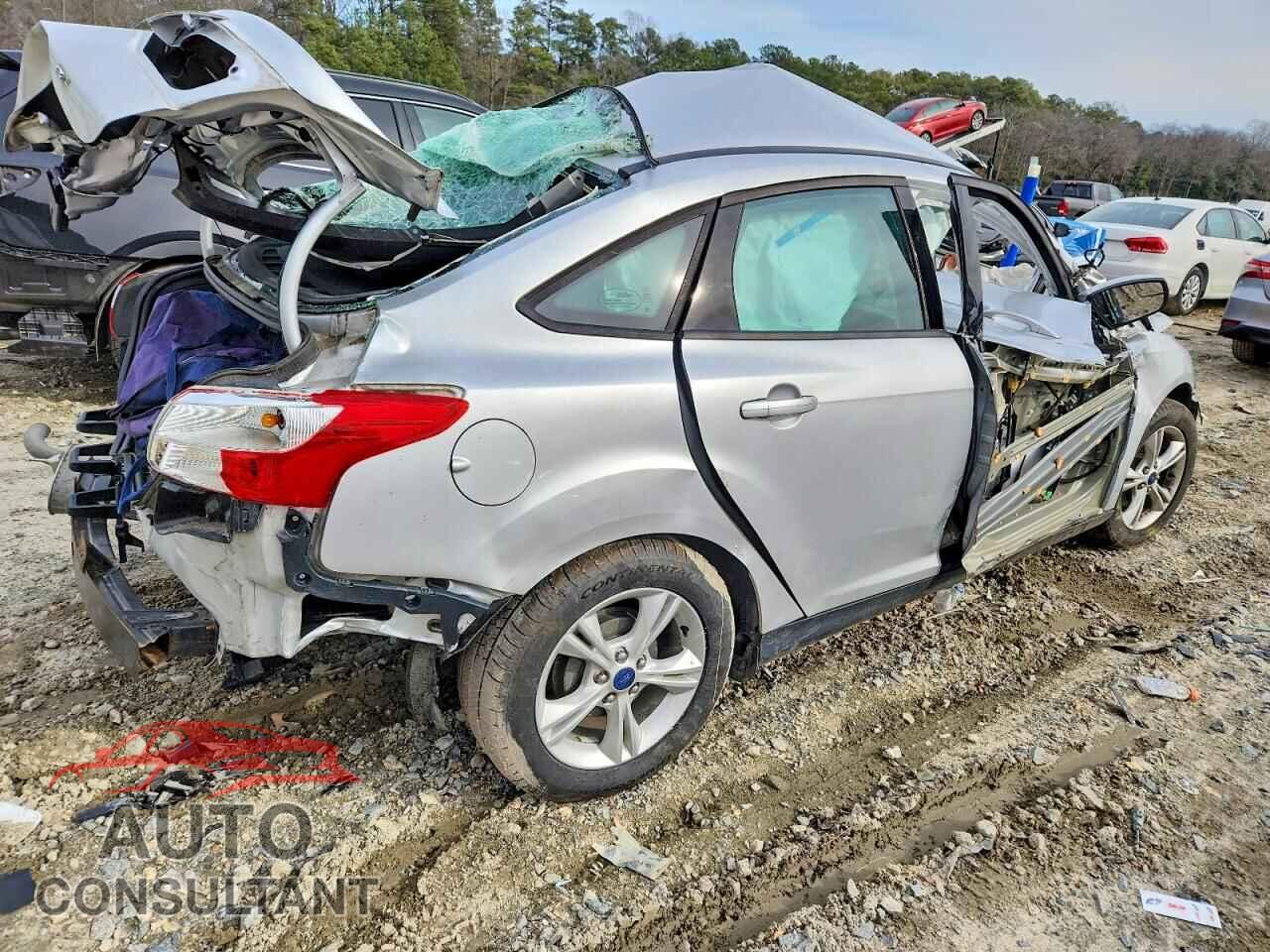 FORD FOCUS 2014 - 1FADP3F2XEL410596