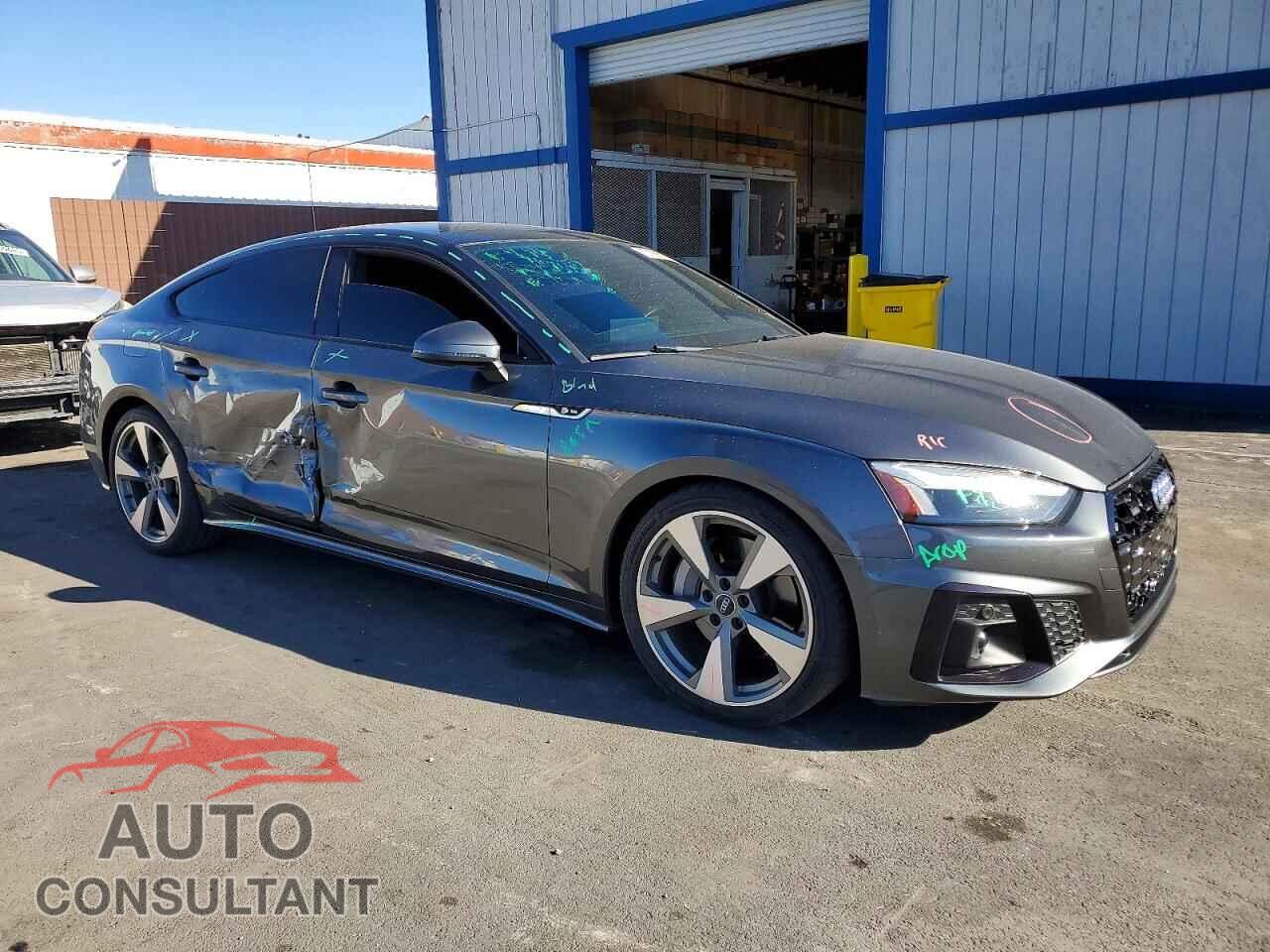 AUDI A5 2021 - WAUFACF50MA010357