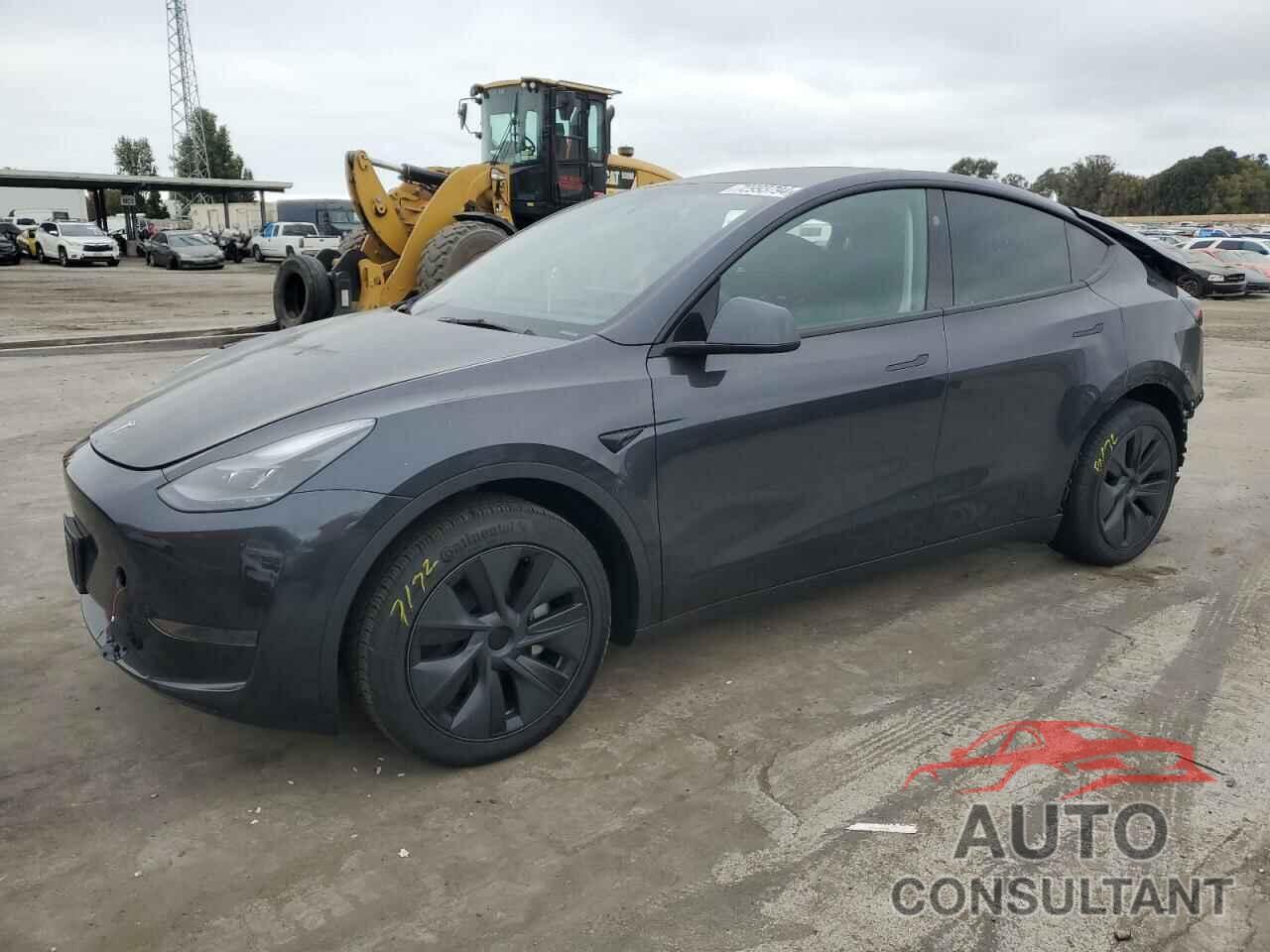 TESLA MODEL Y 2024 - 7SAYGDED0RF109366