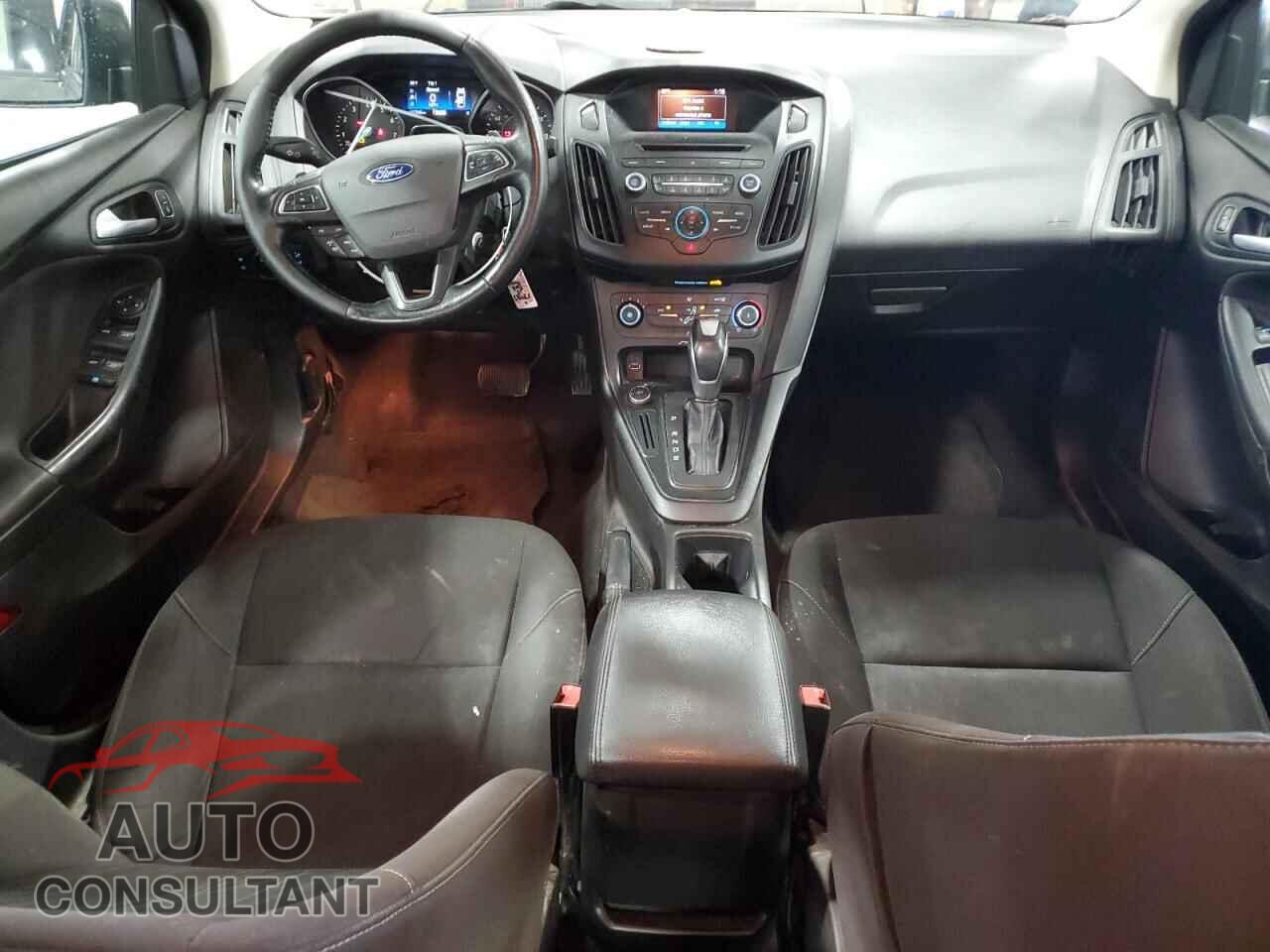 FORD FOCUS 2015 - 1FADP3F29FL334435