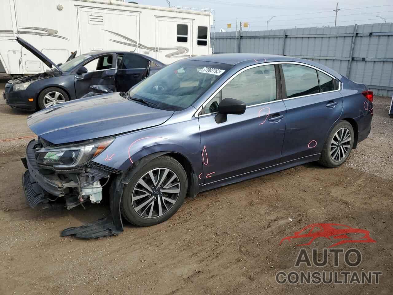 SUBARU LEGACY 2018 - 4S3BNAB61J3023417