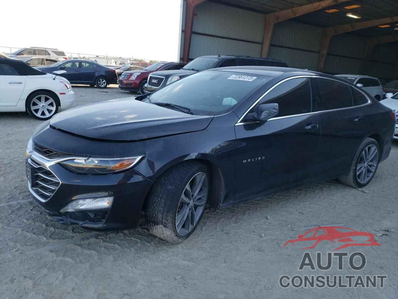 CHEVROLET MALIBU 2022 - 1G1ZD5ST2NF174942