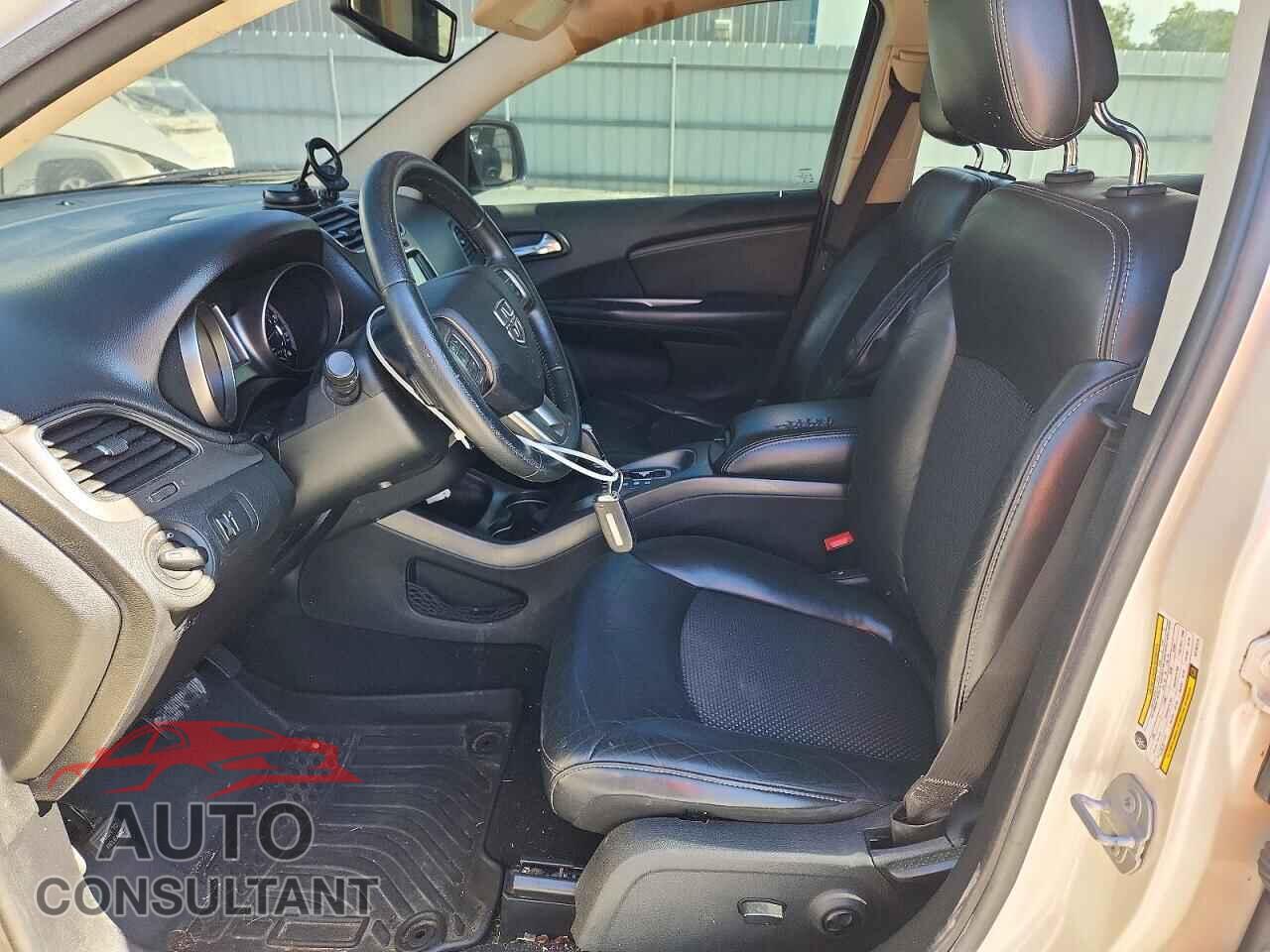DODGE JOURNEY 2017 - 3C4PDCGB2HT707174