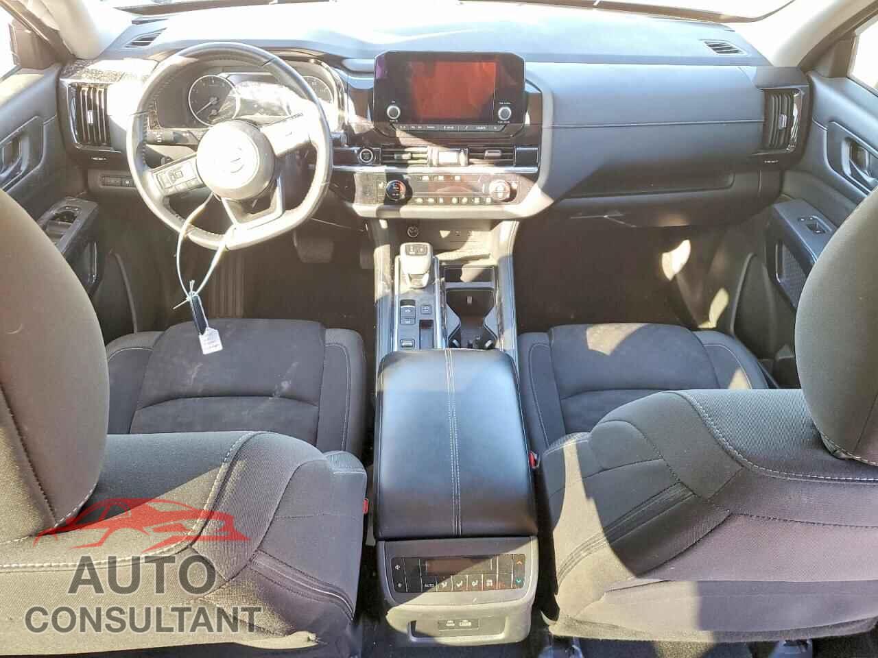 NISSAN PATHFINDER 2023 - 5N1DR3BA2PC260130