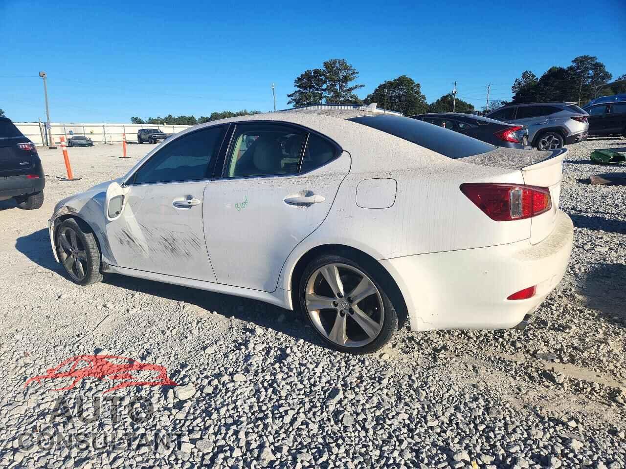 LEXUS IS 2011 - JTHBF5C21B5152990
