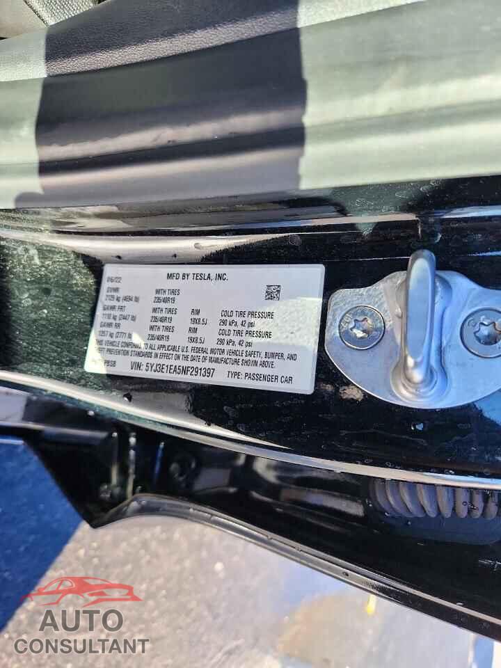 TESLA MODEL 3 2022 - 5YJ3E1EA5NF291397