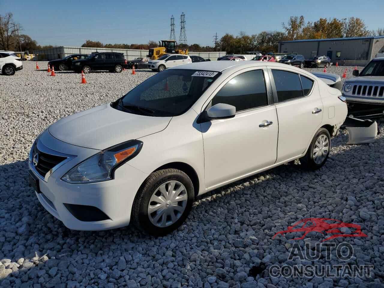 NISSAN VERSA 2019 - 3N1CN7AP3KL857781