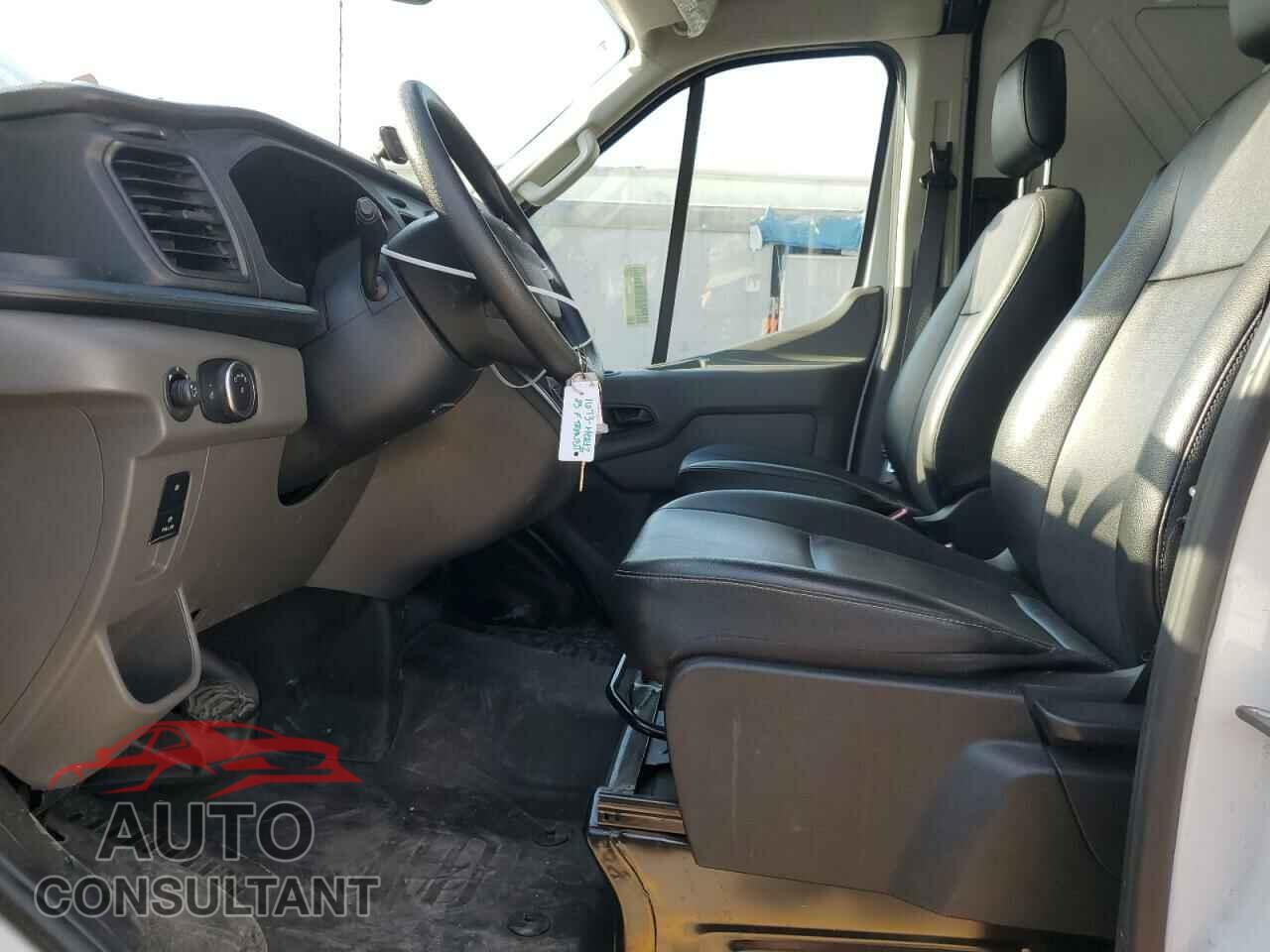 FORD TRANSIT 2023 - 1FTBR2C8XPKC00992