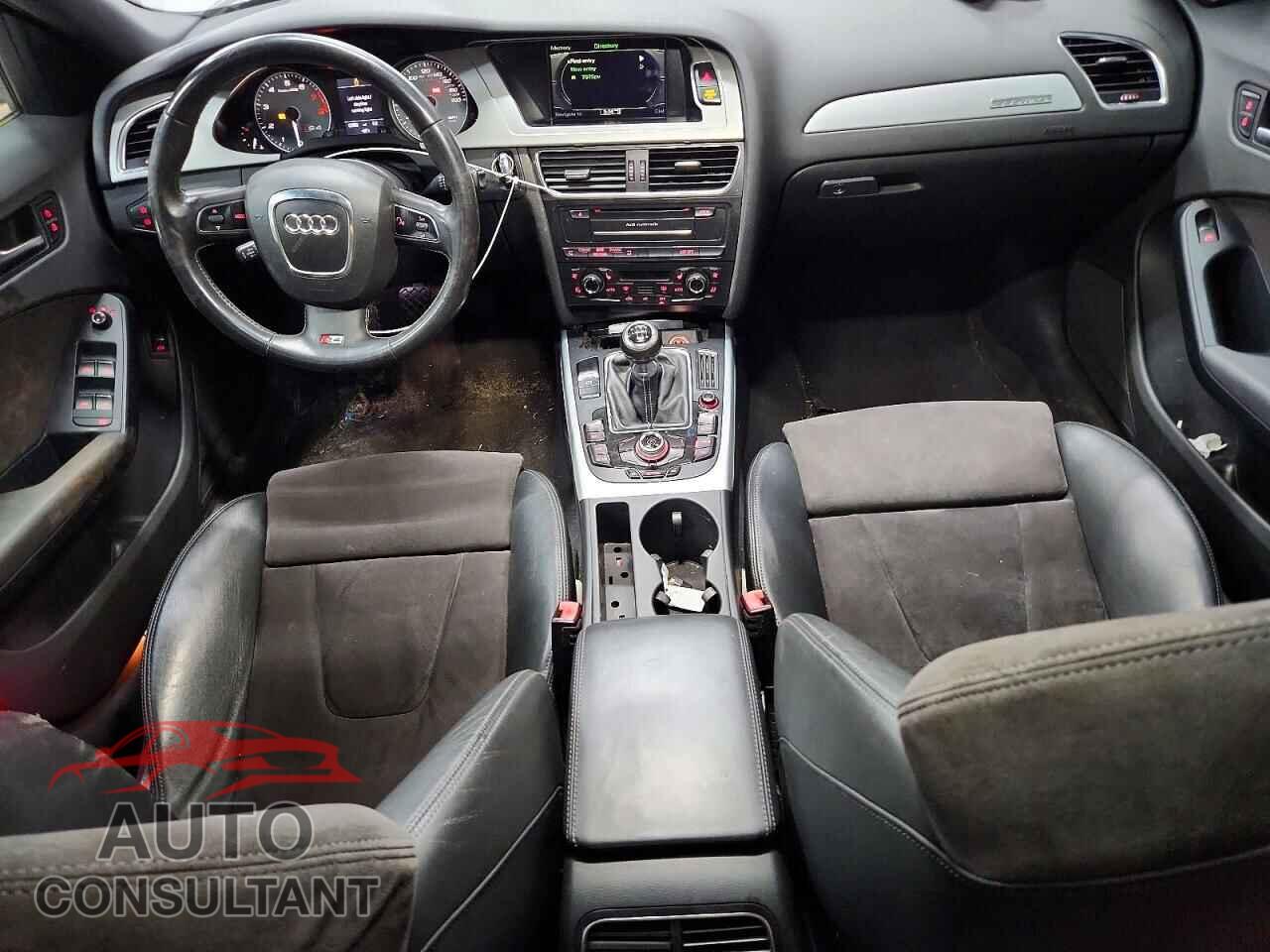 AUDI S4/RS4 2010 - WAUDGAFL7AA126840