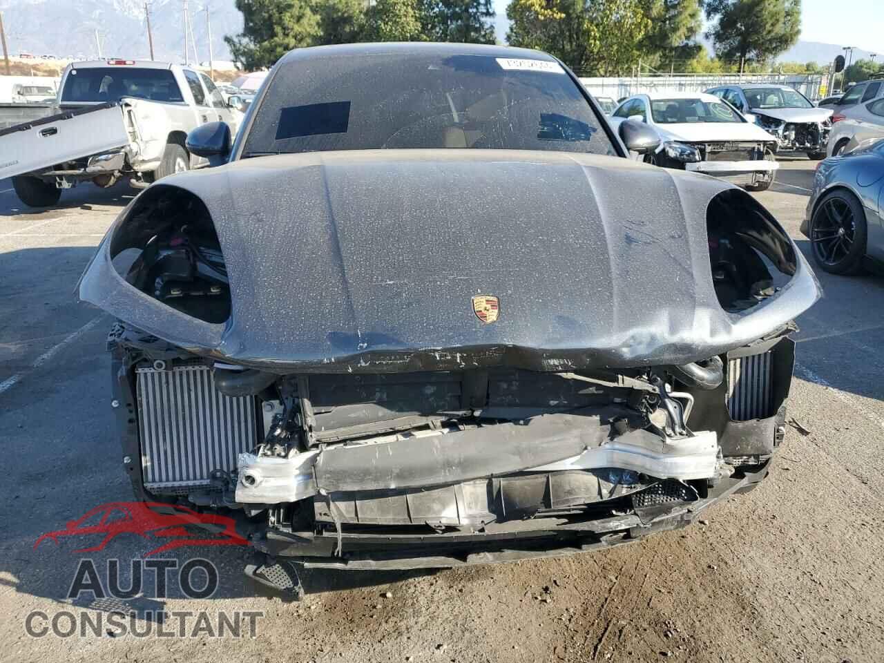 PORSCHE MACAN 2018 - WP1AB2A5XJLB35151