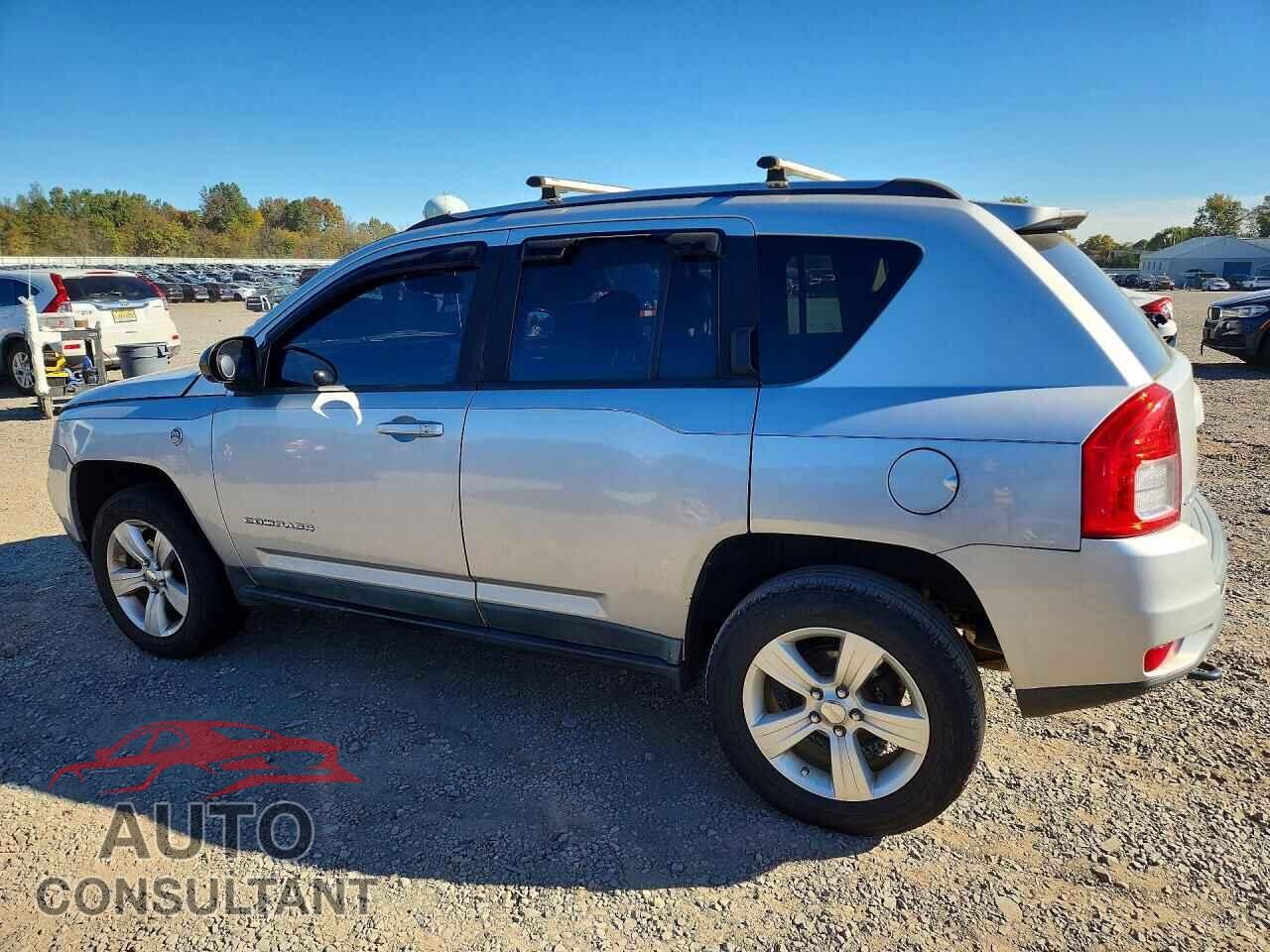 JEEP COMPASS 2011 - 1J4NF1FBXBD240603