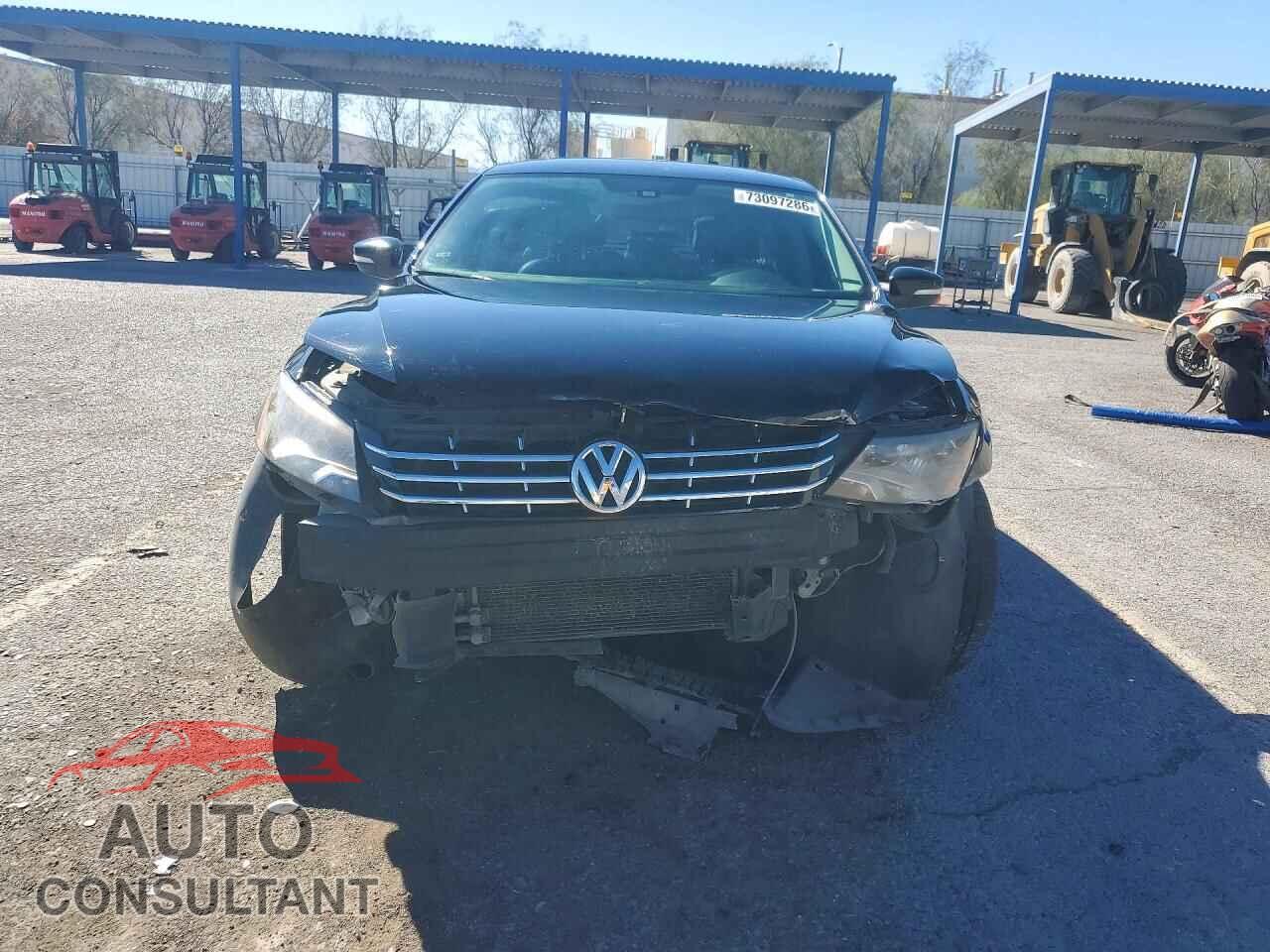 VOLKSWAGEN PASSAT 2014 - 1VWCN7A33EC065220