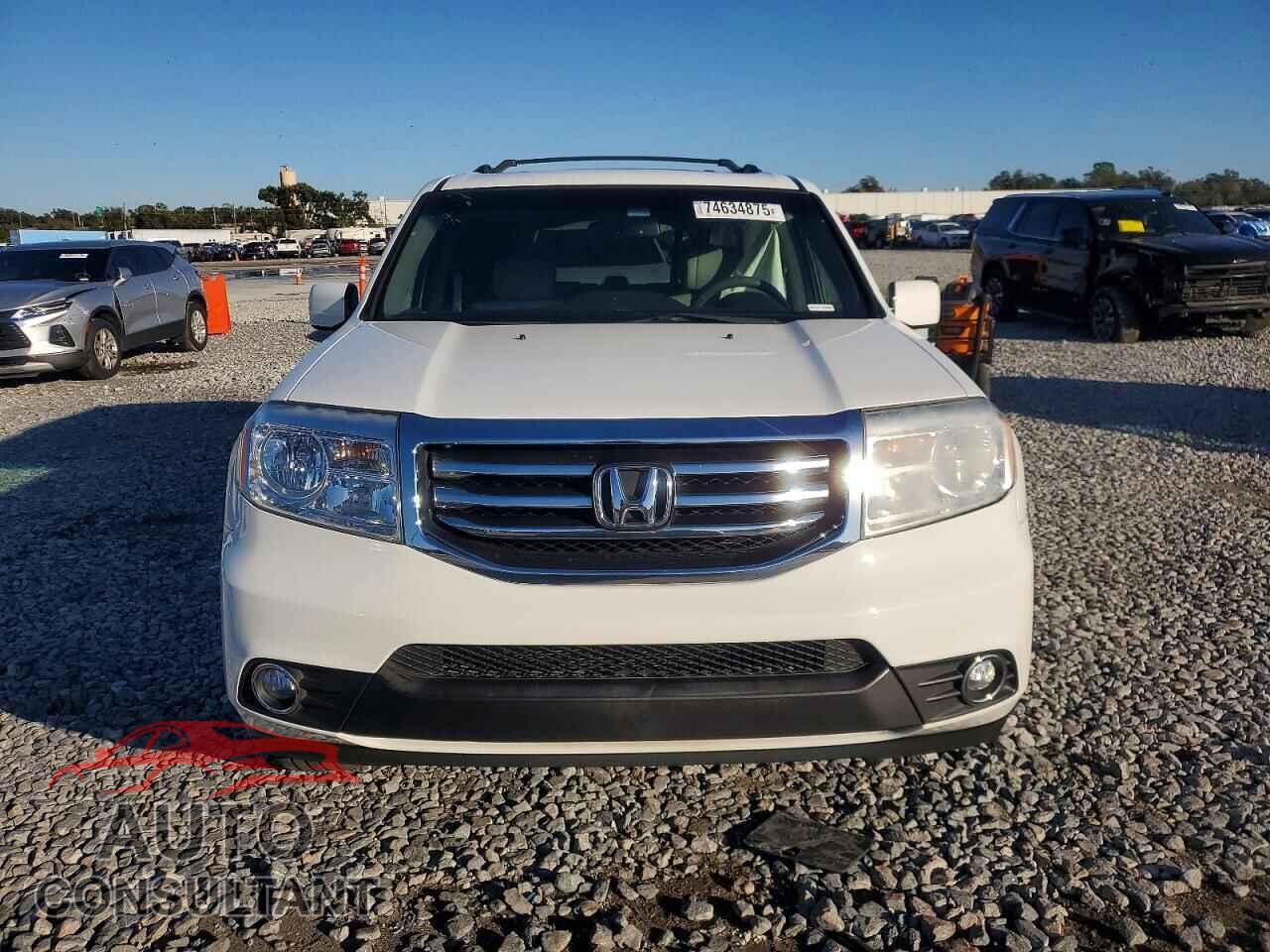HONDA PILOT 2012 - 5FNYF3H69CB011838