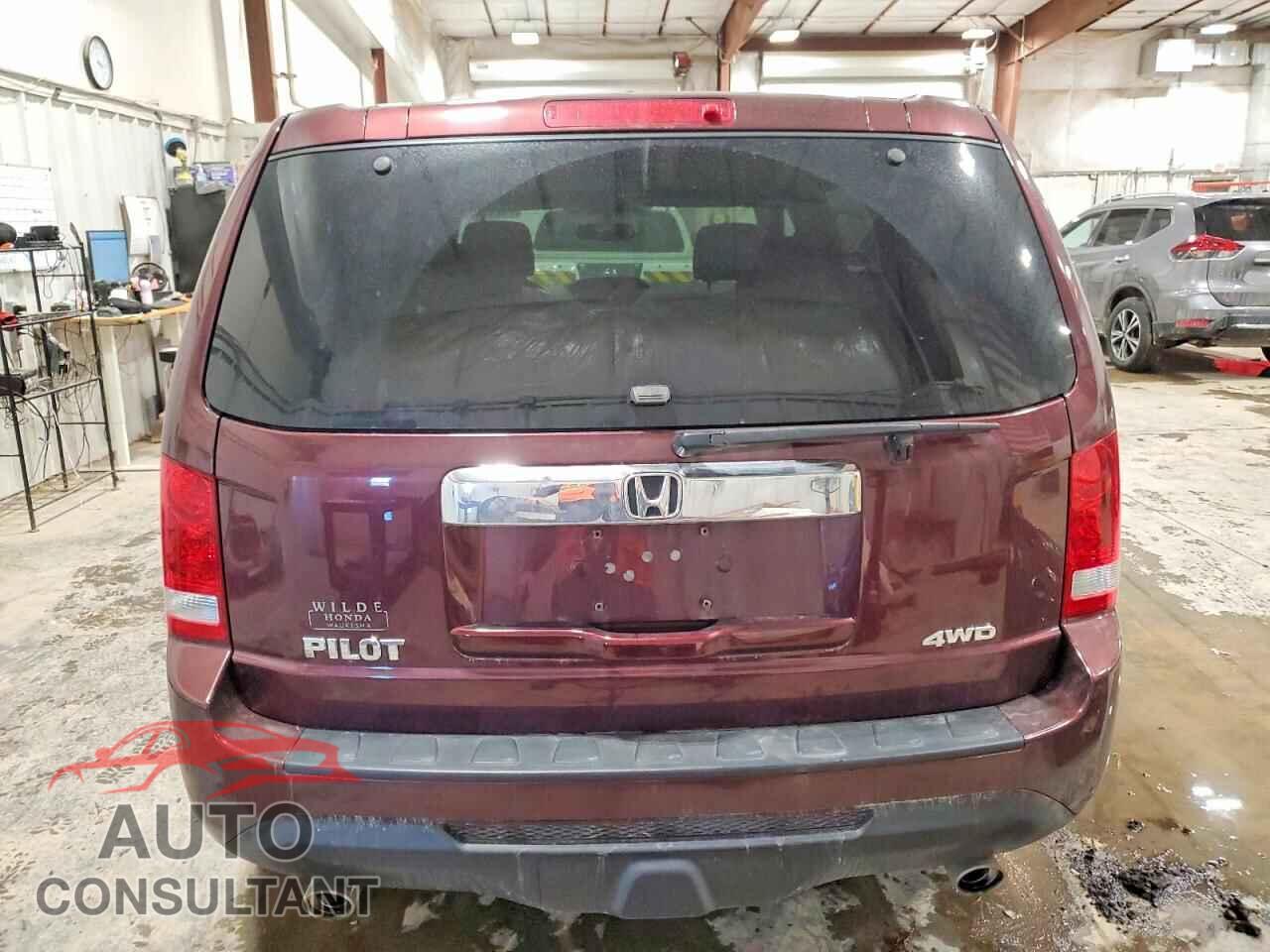 HONDA PILOT 2014 - 5FNYF4H52EB045474