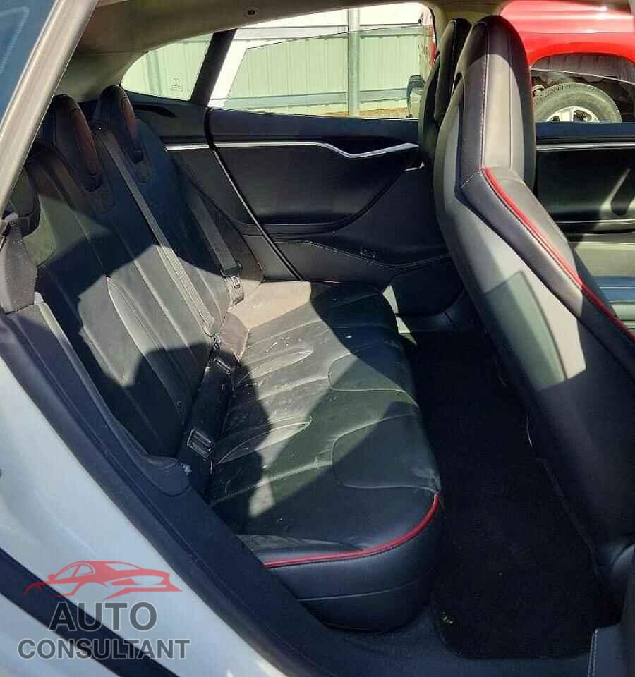 TESLA MODEL S 2014 - 5YJSA1H19EFP38283