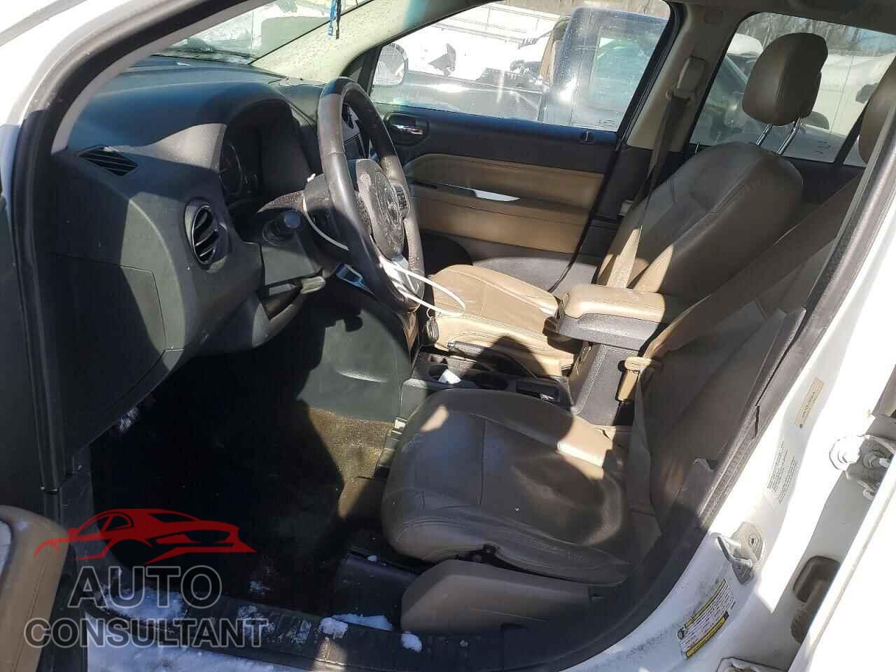 JEEP COMPASS 2014 - 1C4NJDCB1ED855930