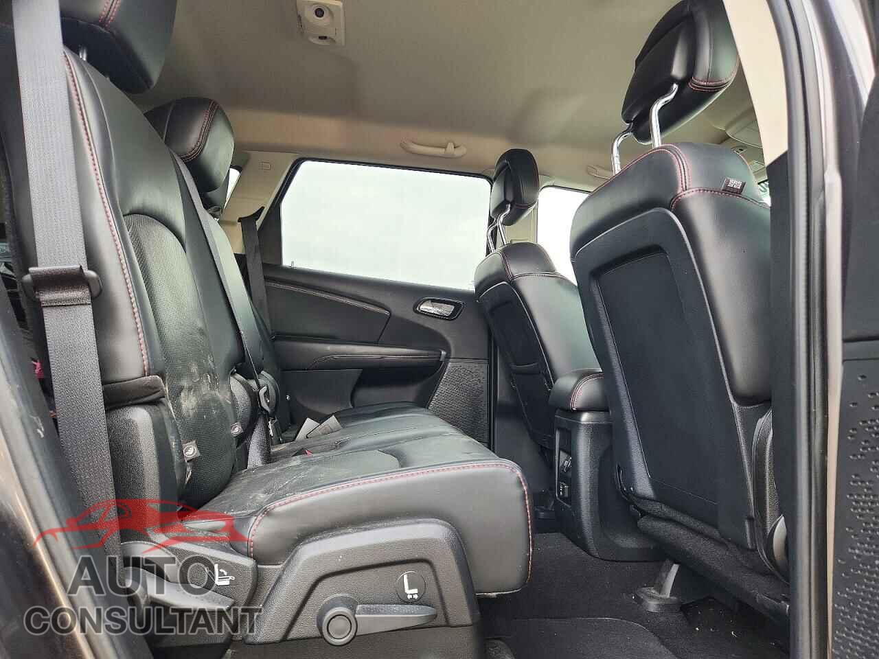 DODGE JOURNEY 2015 - 3C4PDDEG7FT518733