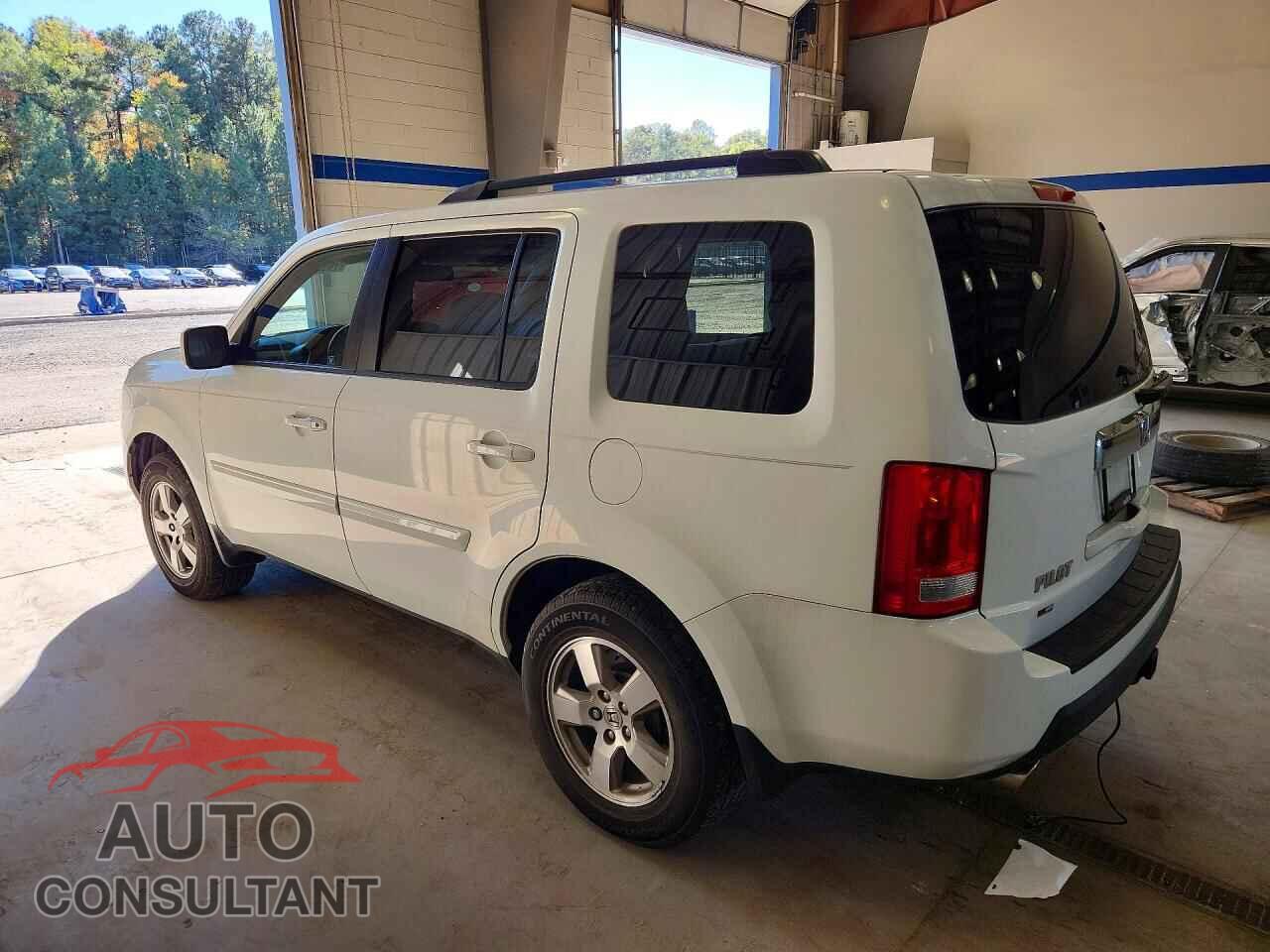 HONDA PILOT 2011 - 5FNYF4H63BB049747