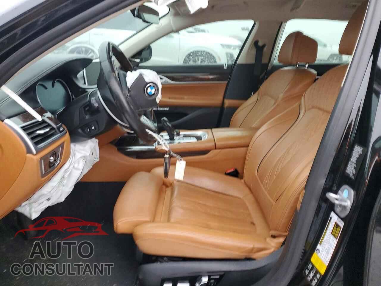 BMW 7 SERIES 2018 - WBA7F2C54JG424075