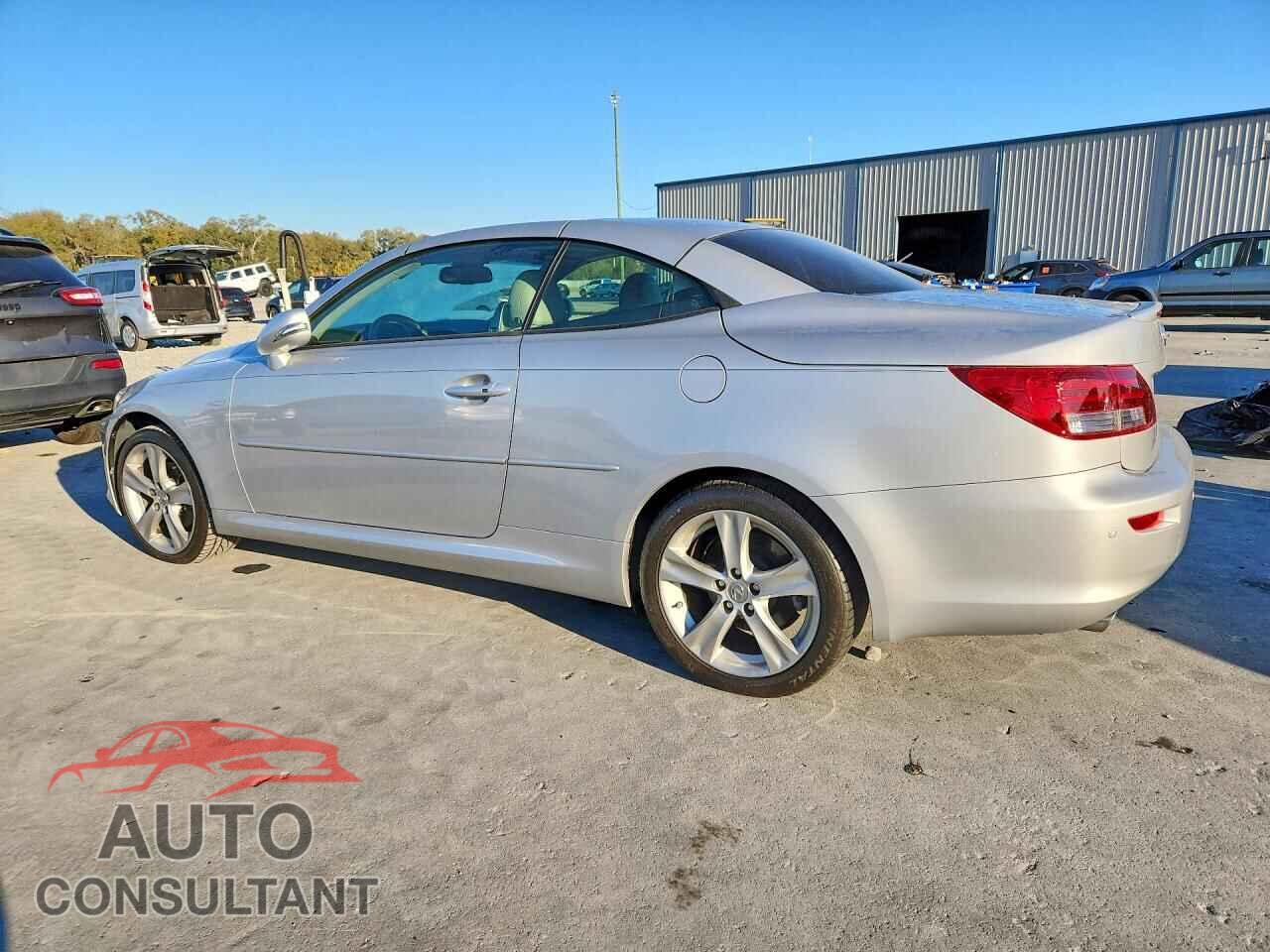 LEXUS IS 2012 - JTHFF2C29C2524384