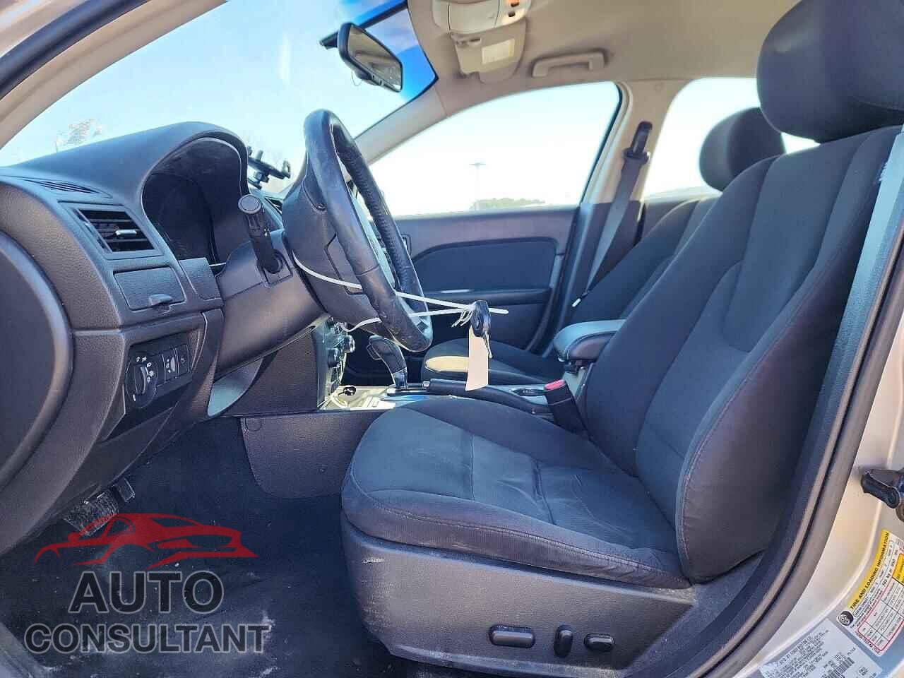 FORD FUSION 2011 - 3FADP0L35BR281918