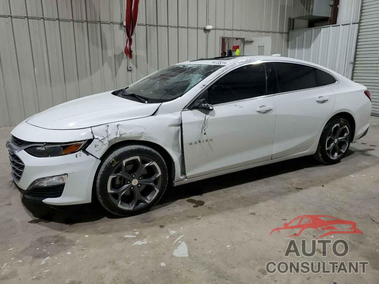 CHEVROLET MALIBU 2021 - 1G1ZD5ST6MF042264