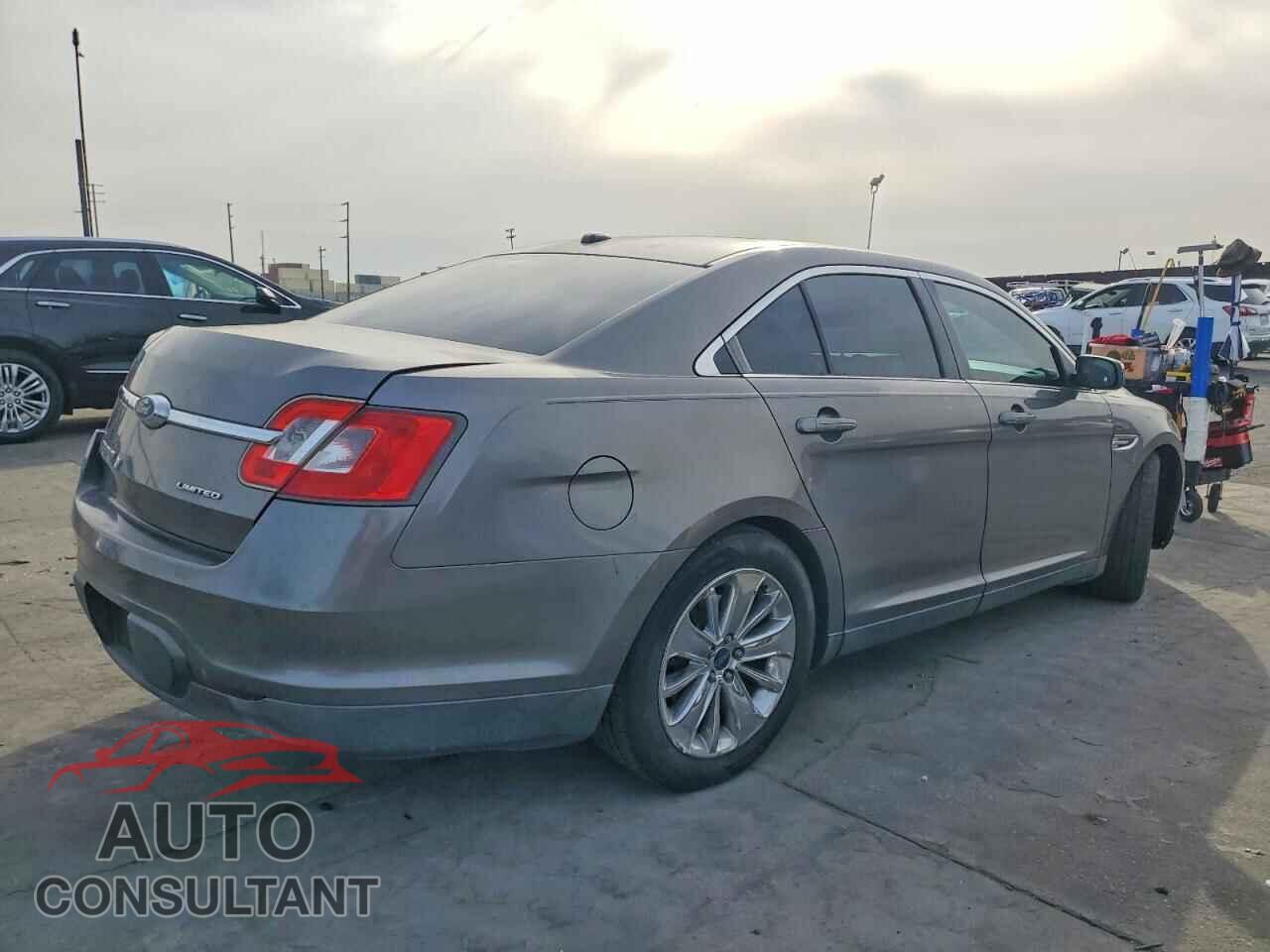 FORD TAURUS 2012 - 1FAHP2FW5CG128015