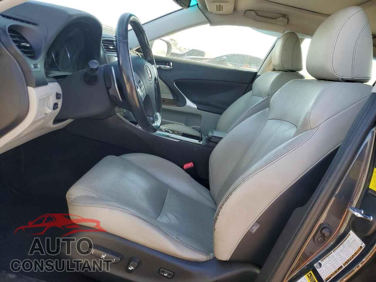 LEXUS IS 250 2011 - JTHBF5C27B5132646