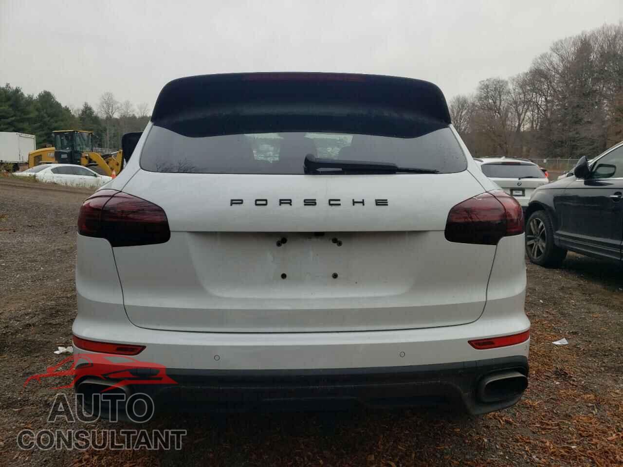 PORSCHE CAYENNE 2017 - WP1AA2A27HKA91005