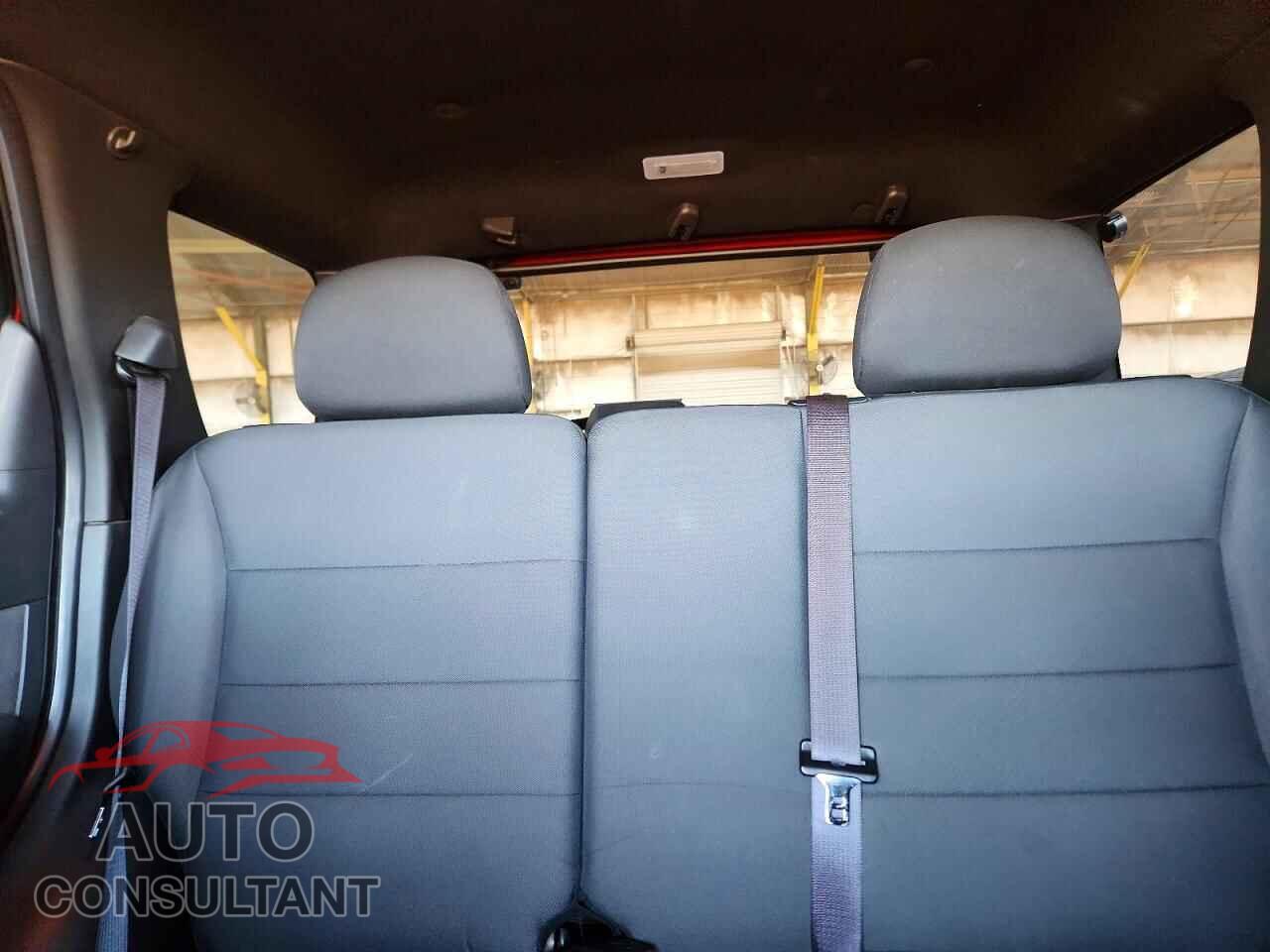 FORD ESCAPE 2010 - 1FMCU0DGXAKD06522