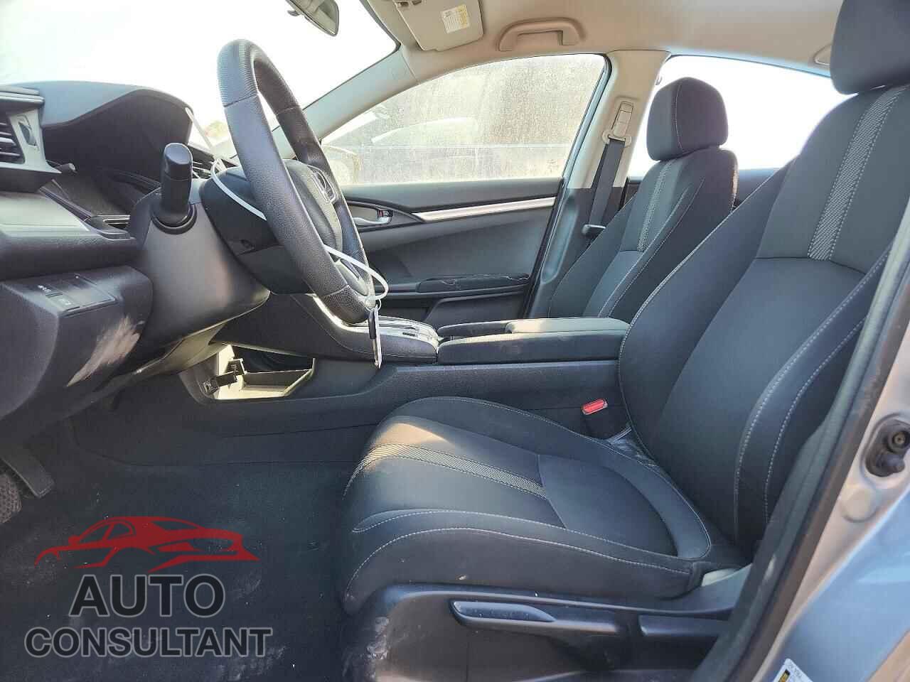 HONDA CIVIC 2018 - 19XFC2F52JE038970