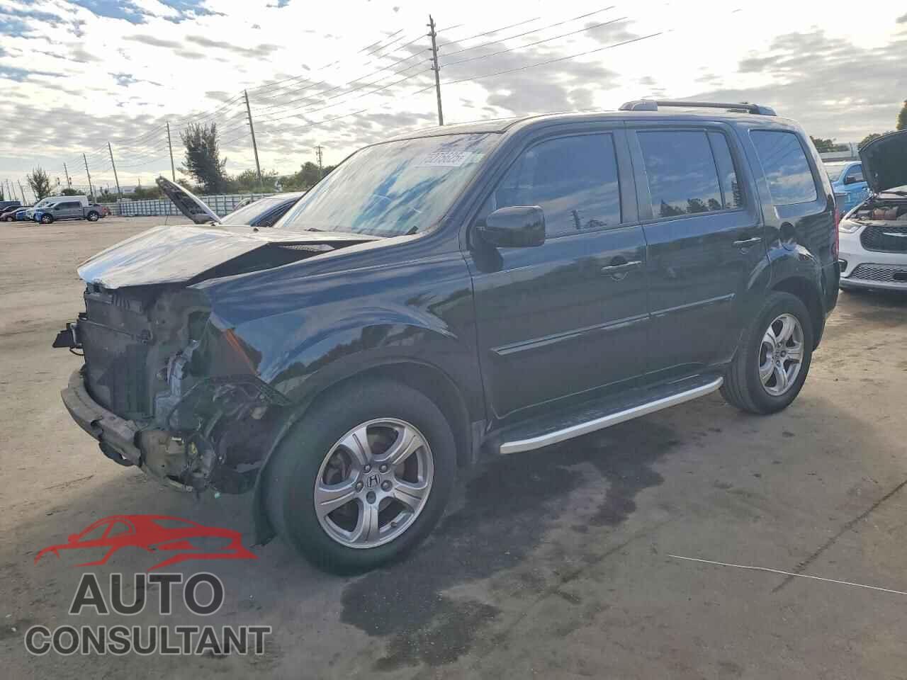 HONDA PILOT 2013 - 5FNYF3H44DB017269