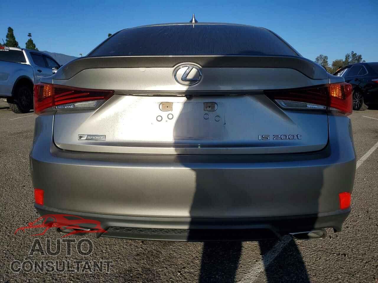 LEXUS IS 2017 - JTHBA1D25H5039090