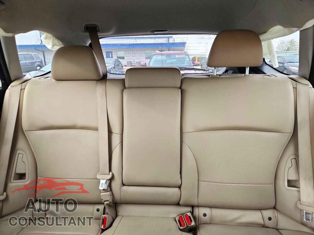 SUBARU OUTBACK 2016 - 4S4BSAJC3G3324047
