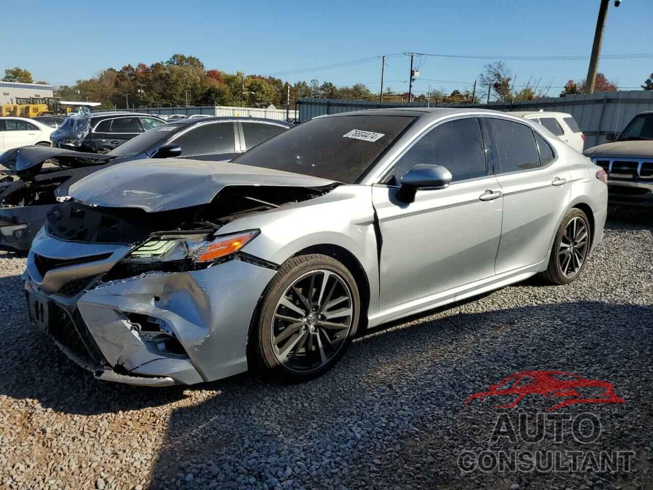 TOYOTA CAMRY 2018 - 4T1B61HK3JU057365