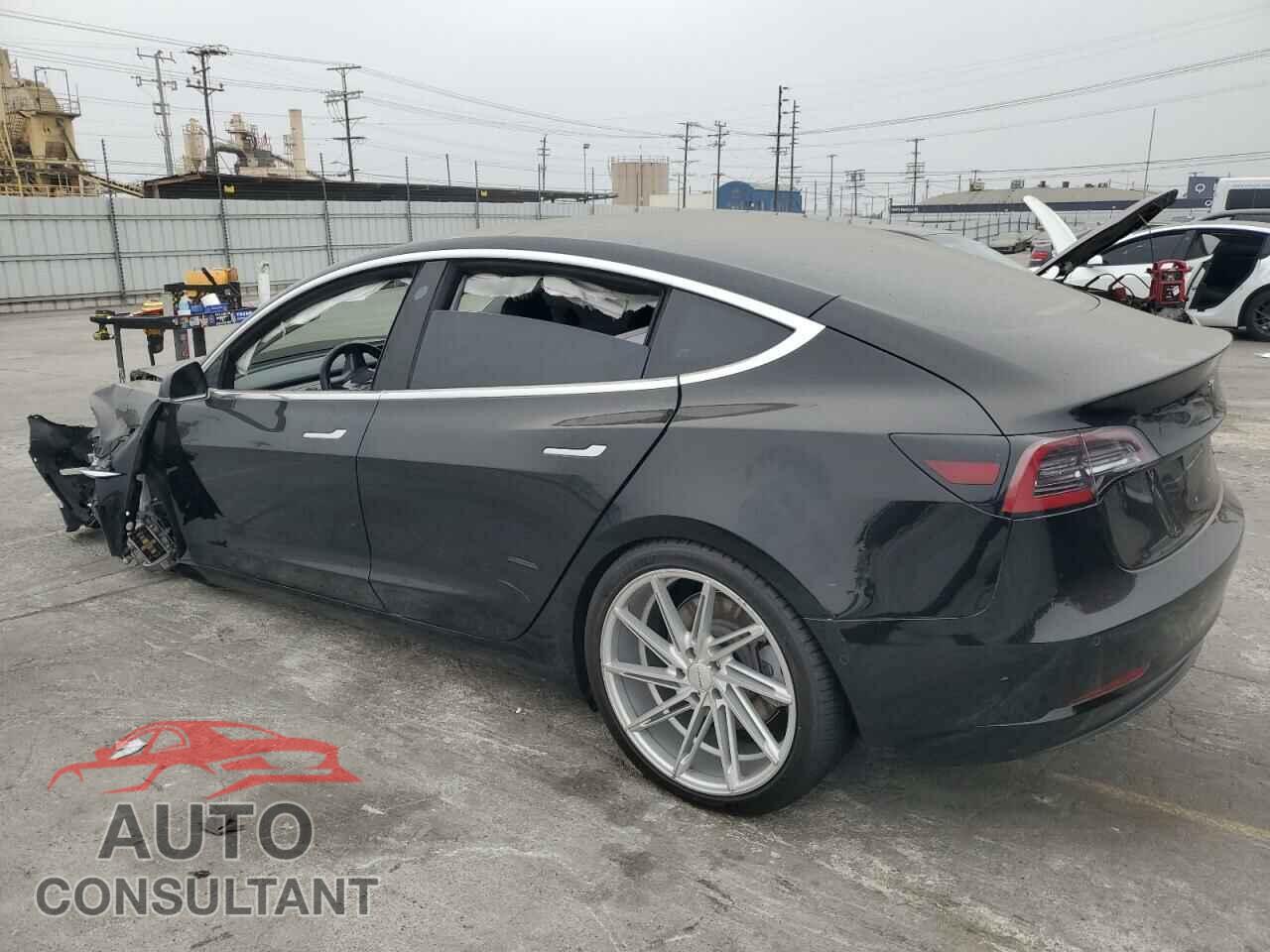 TESLA MODEL 3 2018 - 5YJ3E1EB0JF084516