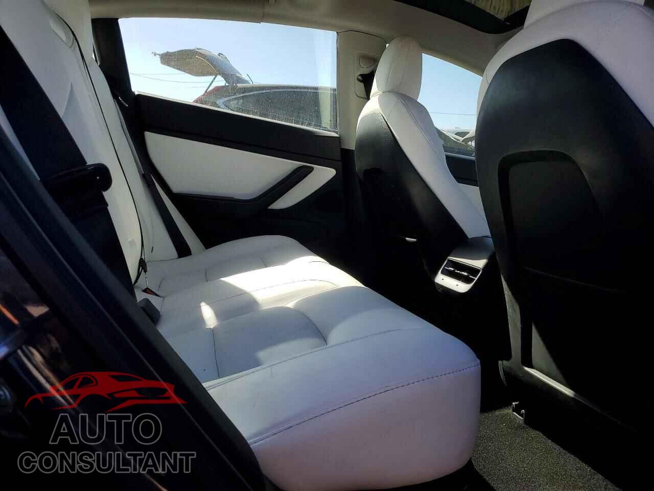 TESLA MODEL 3 2021 - 5YJ3E1EB8MF925048